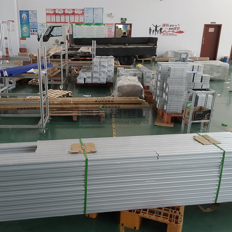 鋁型材廠(chǎng)家怎么計(jì)算承重